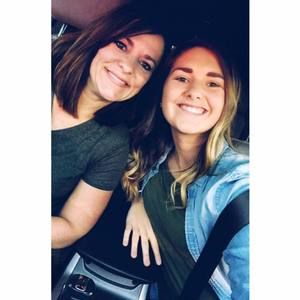 Meet your Posher, Raegan